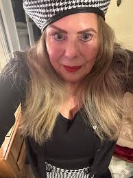 Farmhouse closed for the weekend, seeking blessings