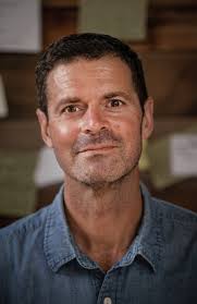 Fingers in the Current