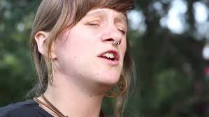 E-R Sessions: Sasha Rose Love