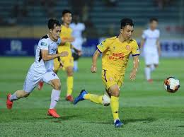 Hagl đã biết đá phòng ngự. Vietnam Kejutkan Dunia Di Tengah Pandemi Covid 19 Dengan Satu Pertandingan Sepakbola Wacananews Co Id