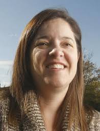 Roseburg City Council selects Nikki Messenger to be new city manager