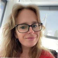 200+ 'Cláudia' profiles