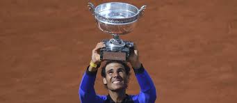 En confiance, le maître des lieux rafael nadal va tenter de continuer sa montée en régime face à une bonne connaissance, diego schwartzman. Roland Garros Nadal Dixieme Rugissante Le Point