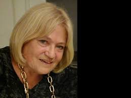 Queremos que saquen la cinta o que nos devuelvan el cuadro”