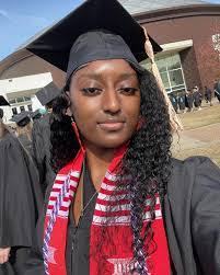 Sade Perry's Instagram, Twitter & Facebook