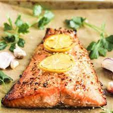 The Easiest Honey Garlic Salmon With Salmon Filet Honey Garlic Sea Salt Cracked Black Pepper Honey Garlic Salmon Salmon Filet Recipe Miso Salmon Recipe
