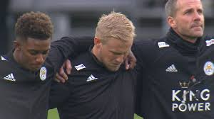 Kasper schmeichel's official facebook page! Kasper Schmeichel Shaking Before Emotional Leicester Win In Honour Of Vichai Srivaddhanaprabha Bbc Sport