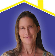 Andrea Ginn's Instagram, Twitter & Facebook