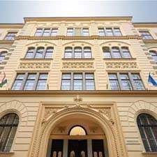 Budapest 6 kerületében a fenti szakközépiskola (semmelweis egyetem raoul wallenberg szakgimnáziuma és szakközépiskolája) közelében az alábbi bkv járatoknak vannak megállói (kattintson a járat számára a megállók megtekintéséhez): Semmelweis Egyetem Raoul Wallenberg Tobbcelu Szakkepzo Intezmenye Home Facebook