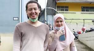 Selama kurang lebih tiga bulan berlalu, akhirnya rumah baru cut meyriska dan roger danuarta usai direnovasi. Kumpulan Berita Cut Meyriska Cut Meyriska Umumkan Roger Danuarta Positif Covid 19
