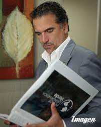 Sin embargo, el actor ecuatoriano roberto manrique, quien siempre ha destacado por su trabajo dentro y fuera del país, ha revelado en un vid Gustavo Manrique Premios Verdes Latinoamerica Revista Imagen Miami