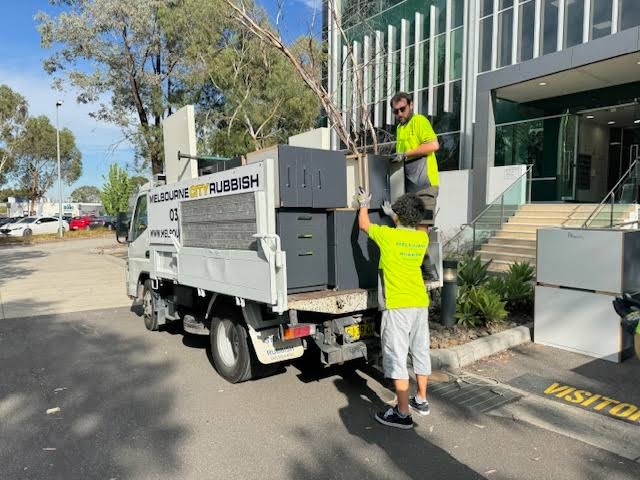 Same Day Rubbish Removal in Melbourne | Commercial Junk