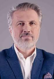 Ralph Schneider's Instagram, Twitter & Facebook