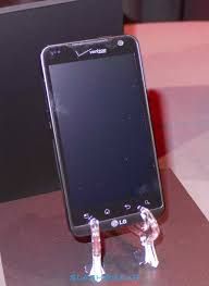 LG Revolution Hands-On [Video] - SlashGear