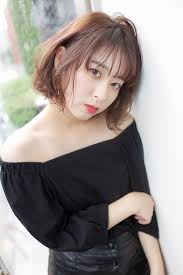 ワンカールパーマで叶うゆるふわひし形ボブ papersのヘアスタイル ショートのヘアスタイル 美髪 ワンカールパーマ