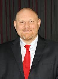 Maura Lawrence's Instagram, Twitter & Facebook