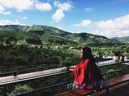 A tourist attraction for those who want to avoid the bustling of dalat city,… Quan Cafe Me Linh Ä'a Láº¡t NÆ¡i Sá»'ng áº£o Ä'ong Khach Ngháº¹t Thá»Ÿ