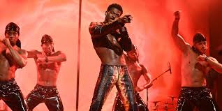Montero lamar hill, born april 9, 1999 near atlanta, ga, is known by his stage name lil nas x. Zr6ic Xwzpphdm