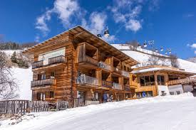 Alloggi a san vigilio di marebbe plan de corones: Le Table Le Table Restaurant Holiday Apartments In St Vigil At Kronplatz South Tyrol