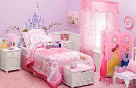 Niscaya akan membuat istirahat anda lebih maksimal dan anda bangun di pagi hari dengan kesegaran yang prima siap beraktifitas dengan maksimal. 6 Contoh Warna Cat Kamar Tidur Anak Dan Tema Yang Tepat