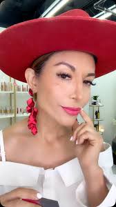 ❤️ “Cuando recuerdes que fuiste creada por Dios con propósito y amor,  entenderás que tu valor no depende de nadie, solo de Él y de ti.” , Labial  de Huda beauty -spring break color en , ...