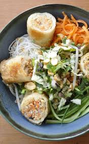 Bo Bun Aux Nems De Poulet Aux Bun Nems Poulet Brotchen