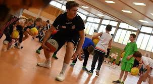 Vr global partners had claimed it provided funds to broadsheet's lawyers to finance arbitration proceedings against pakistan at london high court's financial division Der Vr Bank Gerolzhofen Basketballtag Erfreut Sich Grosser Beliebtheit Lokale Nachrichten Aus Stadt Und Landkreis Schweinfurt