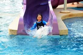 The 7 clans indoor waterpark located at first council casino hotel in newkirk, oklahoma is nearly 20,000 sq. Weekend Getaways From Fargo Water Park Hotels Fargo Mom