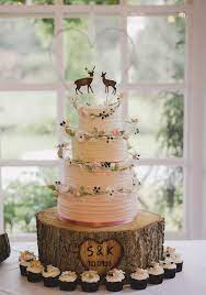 This Wedding Proves How Beautiful Rain On Your Wedding Day Can Be Wedding Ideas Magazine Fall Wedding Cakes Wedding Cake Rustic Rustic Wedding Cake