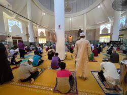 Allah telah menggerakkan hati anda untuk solat 5 waktu dengan sempurna dan mula bersedekah. Solat Tarawih Aktiviti Mengimarahkan Masjid Dibenarkan Di Pulau Pinang Sepanjang Ramadan Utusan Digital