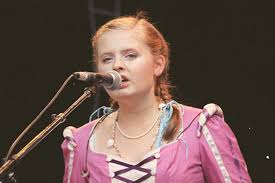 See more ideas about barbie kelly, barbie, kelly. The Kelly Family Wie Steht Es Wirklich Um Barby Kelly Gala De