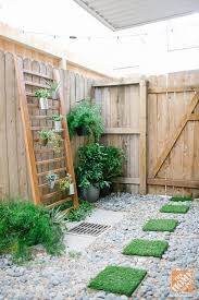 Artificial Grass An Outdoor Decorating Trend The Home Depot Large Backyard Landscaping Small Backyard Gardens Backyard Makeover
