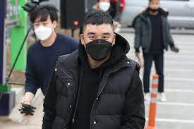 Jun 28, 2021 · the military on monday began administering the second doses of pfizer's coronavirus vaccine to troops aged under 30, the defense ministry said. Seungri Enlists In The Military Soompi