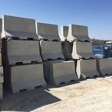 Jersey barrier — noun etymology: Concrete Jersey Barriers For Traffic Pedestrian Safety Trafficsafetywarehouse Com