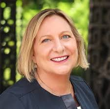 Ann Deane, The Deane of Real Estate