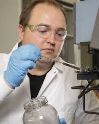 At UW, Eli Ellis of Cheyenne, Wyo., discovered a love for engineering,  research and creating alternative uses for coal. After earning his  bachelor's degree in mechanical and energy systems…