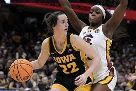 Caitlin Clark's next big move could be helping Indiana Fever end seven-year  WNBA playoff drought – Winnipeg Free Press