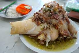 Sup tulang sum sum sapi maknyuuussss! 13 Tempat Makan Sop Tulang Sumsum Yang Enak Banget Di Jakarta