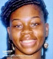 How to Repot Your Pothos for a Stunning Look