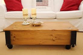Beste couchtisch shabby von rustikaler couchtisch landhausstil shabby vintage weiss. Couchtisch Truhe Hell Uncle Joe S