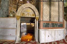 The dome is not a mosque as is often thought, but a shrine to the place where muslims. The Foundation Stone Is A Sacred Rock With A Cave In The City Of Jerusalem
