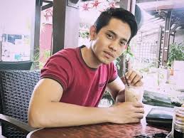 The lyrics also penned by himself. Khai Bahar Terjun Ke Bidang Lakonan Entertainment Rojak Daily