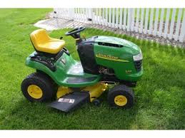 Click one of the location links on this page to find hostler yard trucks currently available at a location near you. Pin On Used John Deere Mowers