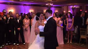 Con estas 70 canciones para boda, los suspiros no podrán contenerse. 101 Canciones Para Tu Boda Musica Para El Primer Baile