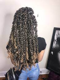 Passion Twists Honey Blonde Ig Asshleybanks Blonde Passion Twist Black Girl Braided Hairstyles Twist Braid Hairstyles