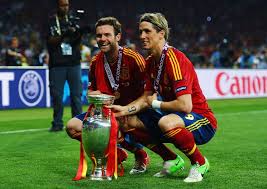 Fernando torres suffered a brutal head injury after going limp midair following a collision with deportivo la coruna's alex bergantinos. Cesc Fabregas Posts Dodgy Tribute To Fernando Torres Chelsea News