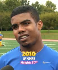 How Tall Is Ezekiel Elliott