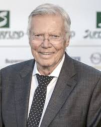 Wie Karlheinz Böhm Fernsehgeschichte schrieb: Eine Wette mit Folgen