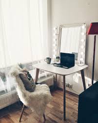 Lamp Fur Make Up Artist Studio Stylish Bedroom Design Stylish Bedroom Artist Studio