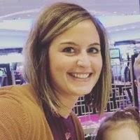 Lindsey Scott (@ReadWithScott)